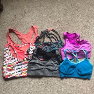 6 size M sports bras. Great condition